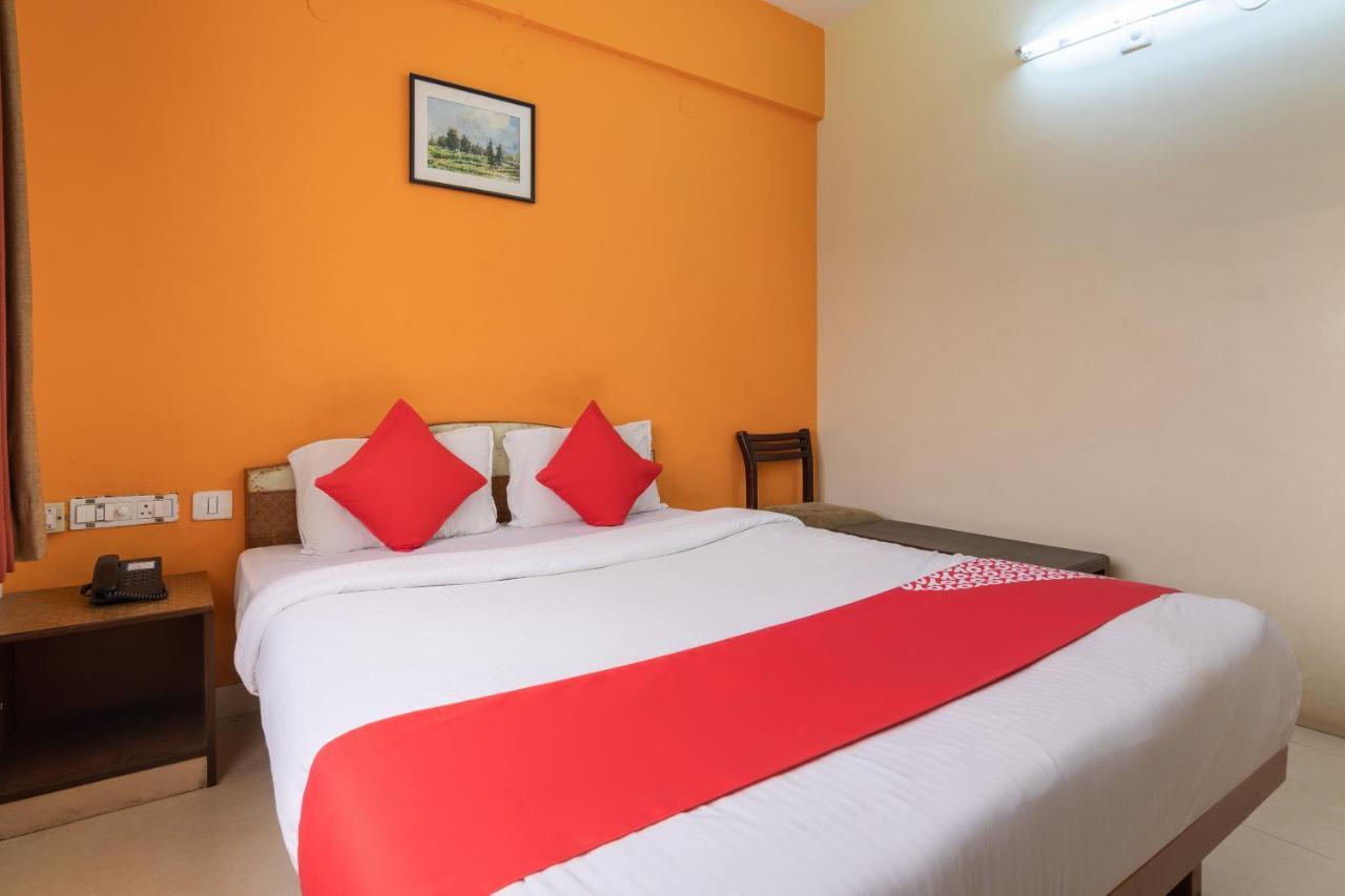 Hotel Oyo 10478 Raj Residency Bangalore Exterior foto