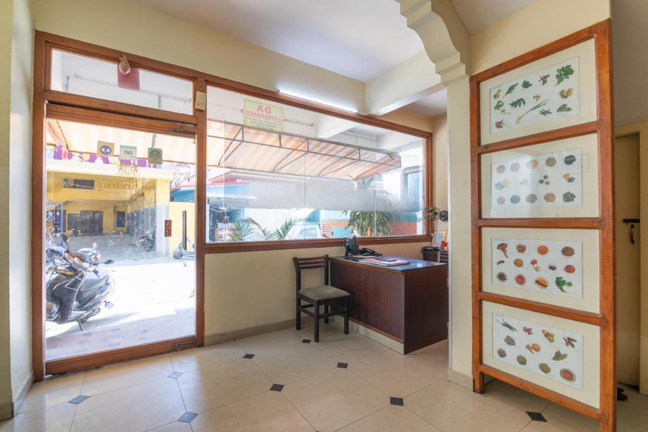 Hotel Oyo 10478 Raj Residency Bangalore Exterior foto