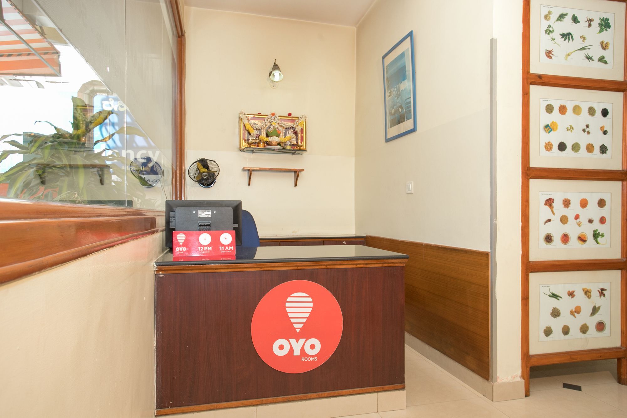 Hotel Oyo 10478 Raj Residency Bangalore Exterior foto