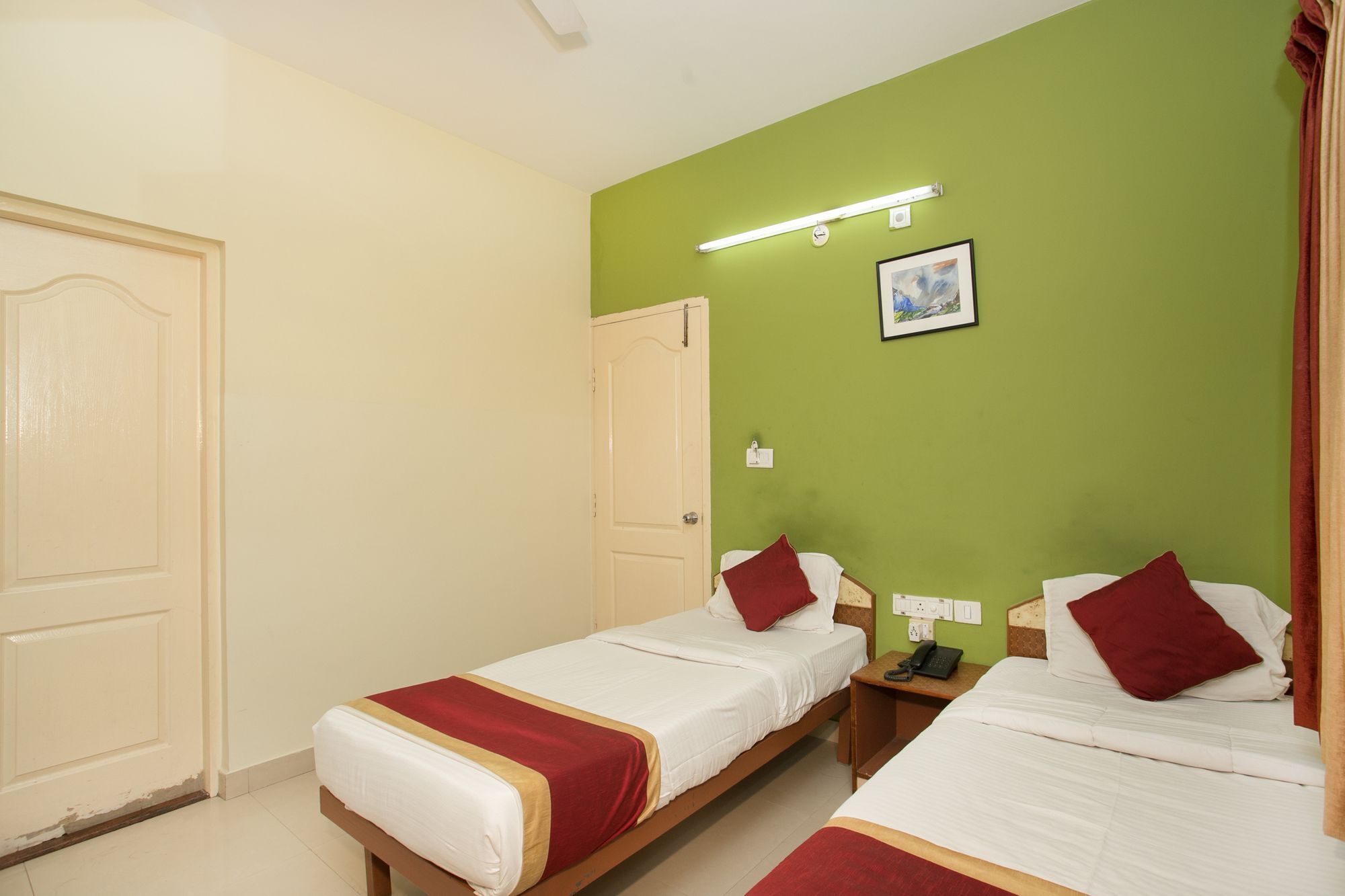 Hotel Oyo 10478 Raj Residency Bangalore Exterior foto
